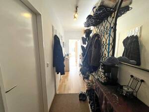Vermietetes Apartment mit Balkon und Tiefgarage – 22159 Hamburg – Vorschaubild 8