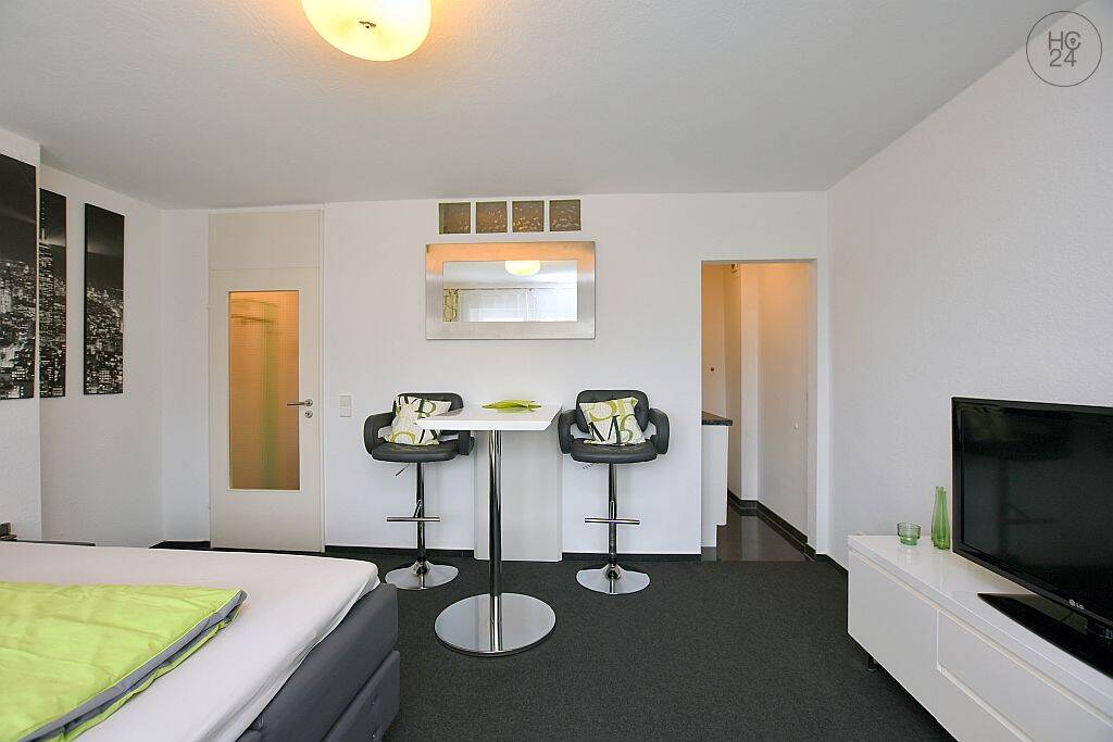 Modern möbliertes Apartment mit Balkon in Stuttgart Degerloch – Stuttgart – Vorschaubild 2