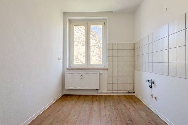 Renoviert und einziehbereit - wohnen in hellen Räumen... – Plauen – Vorschaubild 4