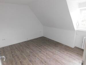 Schönes Heisingen: 2-Zimmer-Raumwunder mit großer Küche in sehr ruhiger Wohnlage – 45259 Essen – Vorschaubild 1