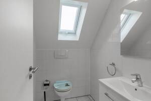 Begehrte Lage im Grünen - Premium-Wohnung zum Wohlfühlen! – 50933 Köln – Vorschaubild 7