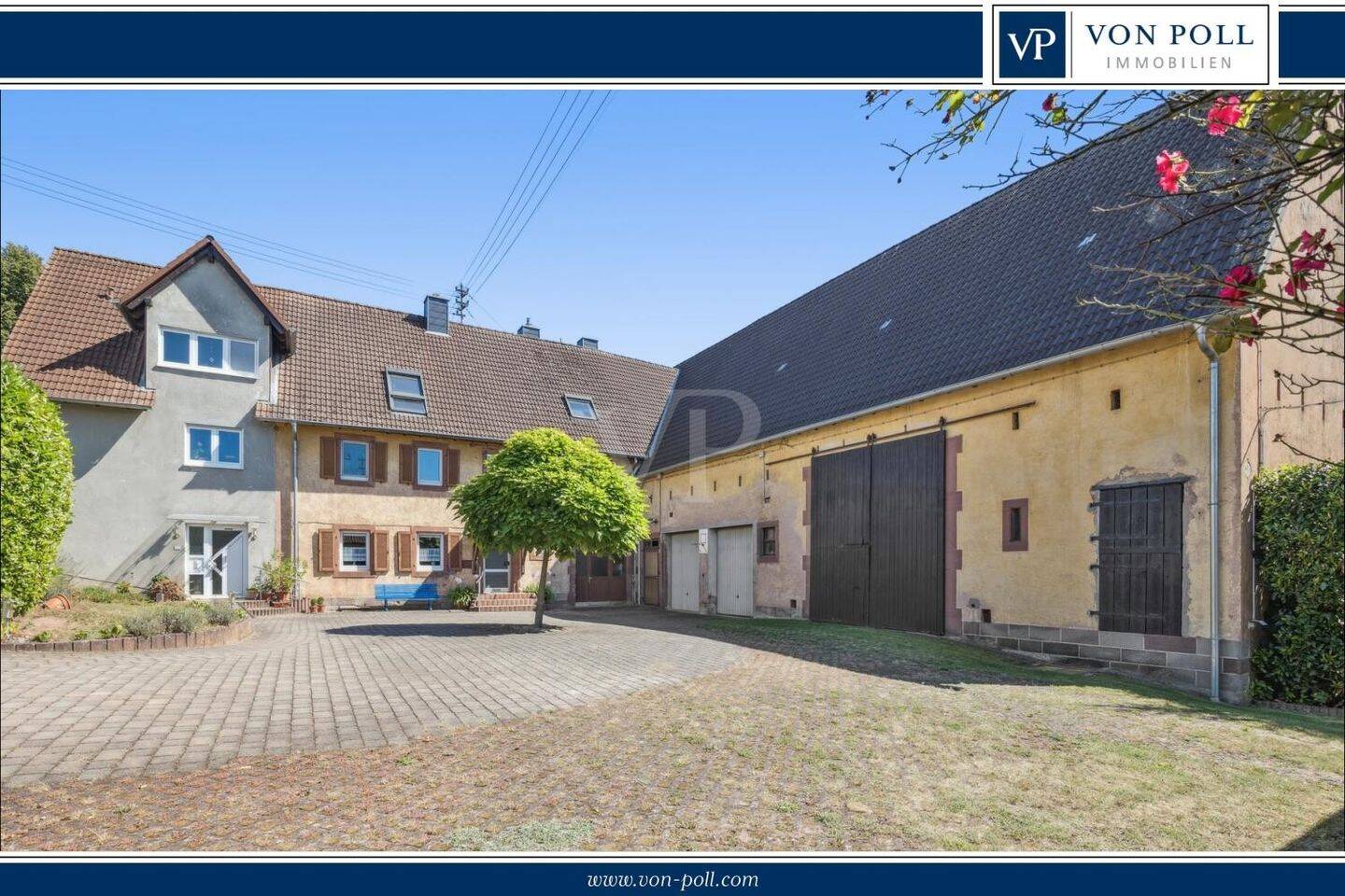 Ehemaliger Bauernhof mit großem Wohnhaus, vielseitigen Nebengebäuden und großzügigem Grundstück – Mauschbach – Bild 1 von 9