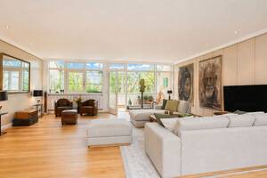 Luxus und Privatsphäre / 3-Zimmer Endetage direkt am Alsterlauf... – 22337 Hamburg – Vorschaubild 9