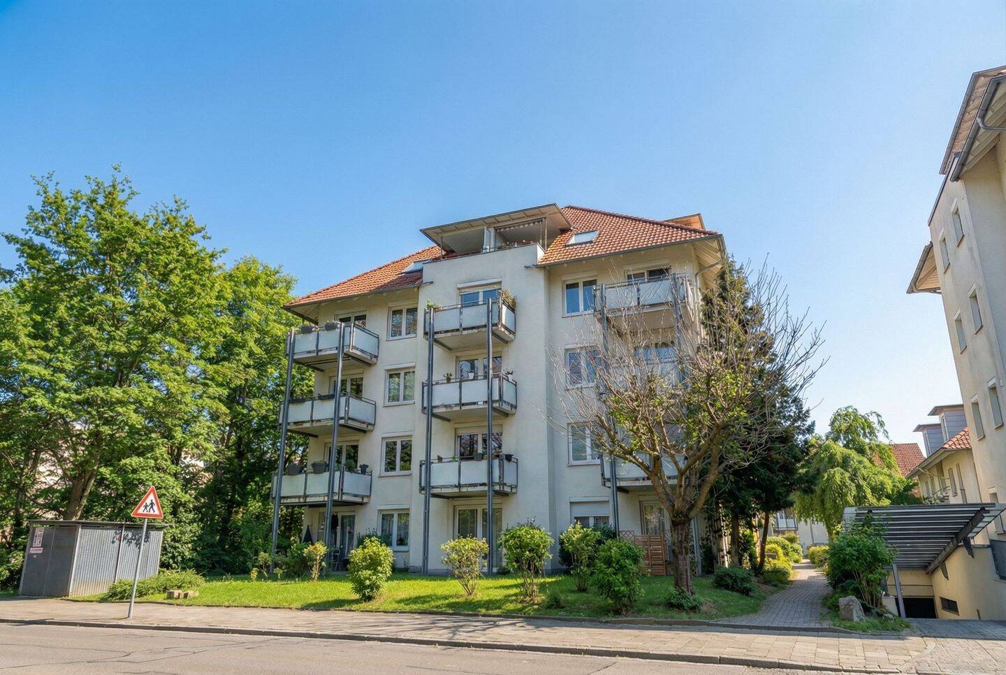 3-Zimmer-Wohnung mit Parkblick, Balkon und Tiefgaragenstellplatz in Leipzig-Nord – Leipzig – Vorschaubild 2