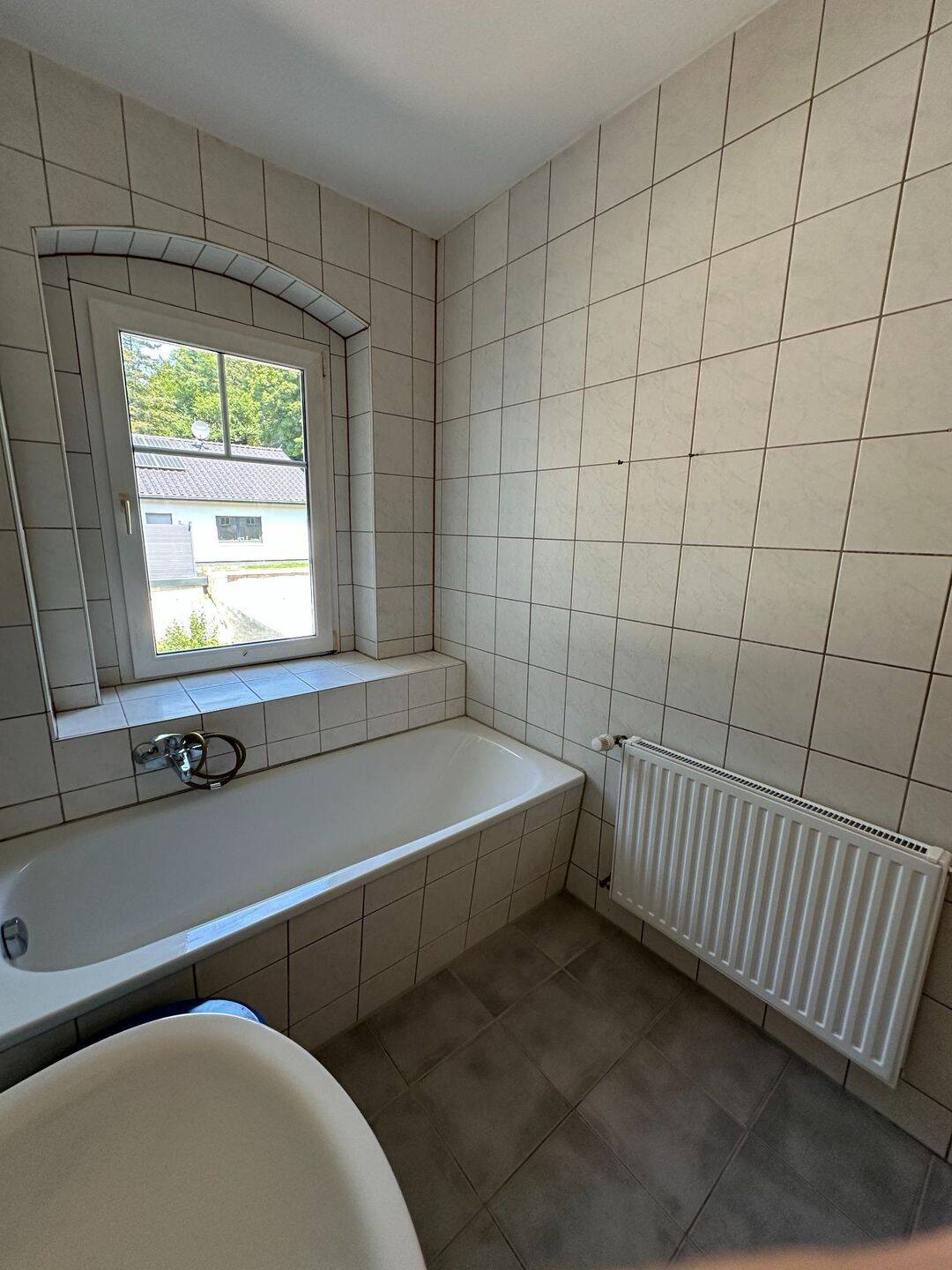 Saniertes 1-Zimmer-Apartment im 1. Stock in Chemnitz – Chemnitz – Vorschaubild 4