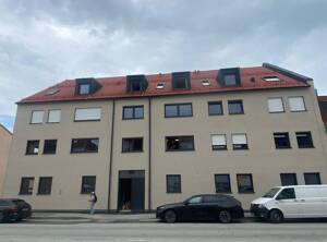 Erstbezug zum 01.10.2026: Stilvoll möblierte 2-ZW im Herzen von Plattling – 94447 Plattling – Vorschaubild 8