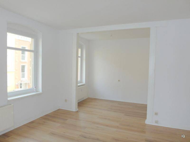 Ab sofort zu haben: Gemütliche 1-Zimmer-Wohnung mit Balkon (Hofseite), sep. Küche und Badewanne – Magdeburg – Vorschaubild 4