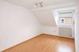 Zentrale, ruhige und helle Wohnung mit Balkon – 68161 Mannheim – Vorschaubild 1