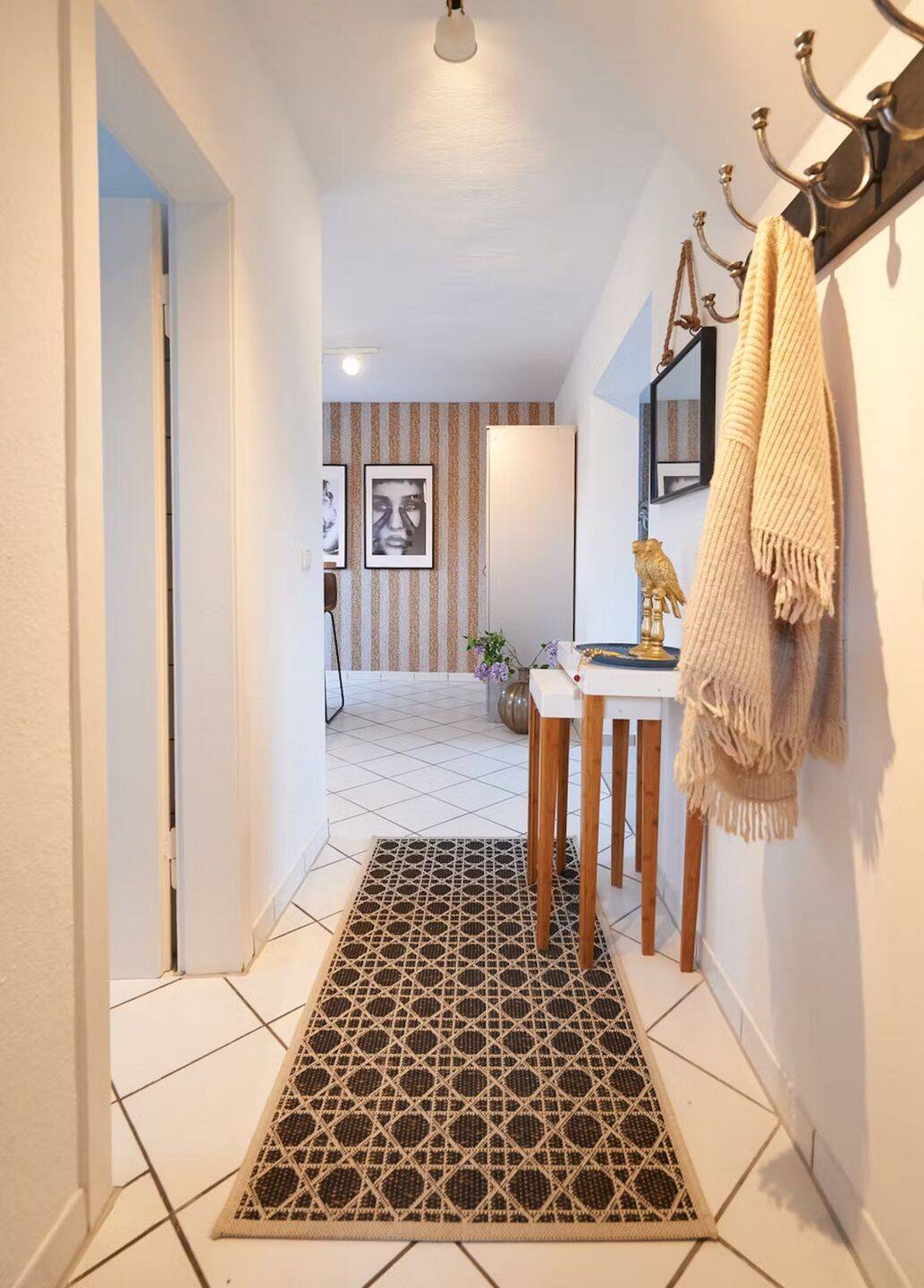 Hübsche 2 Zimmer Dachgeschoss-Maisonette-Wohnung in 45128 Essen – Essen – Vorschaubild 4