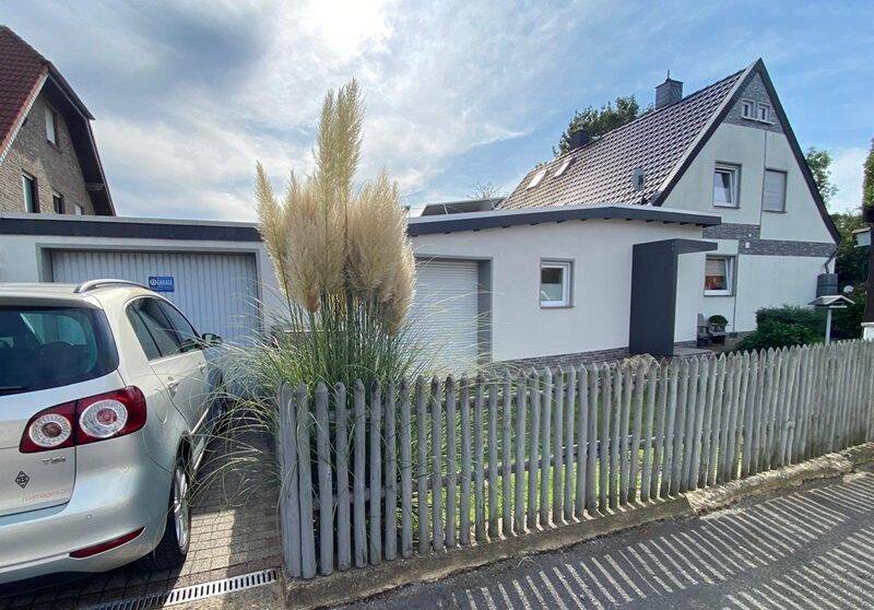 Familienfreundliches, helles Wohnhaus mit Garten, Garage und Carport in 41069 Mönchengladbach – Mönchengladbach – Vorschaubild 3