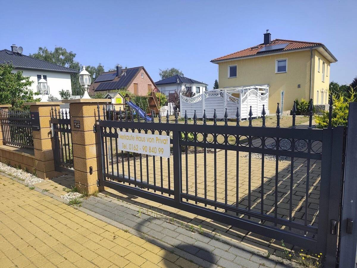 neuwertige smarte Stadtvilla in Bernau bei Berlin ideal für Familien – 16321 Bernau – Bild 1 von 9