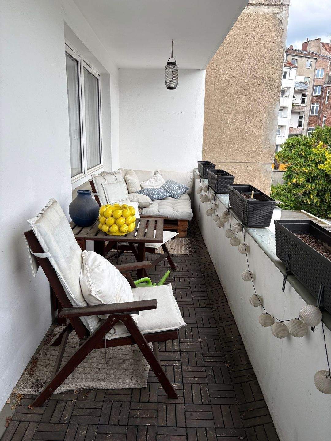 Düsseldorf-Stadtmitte - super geschnittene 91 qm - 3 Zimmer - 2. OG ohne Aufzug - großer Balkon zur Hausrückseite – Düsseldorf – Vorschaubild 2