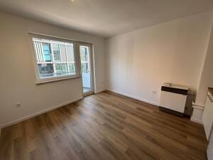 Frisch renovierte 1-Zi. Wohnung in unmittelbarer Zentrumsnähe – 30159 Hannover – Vorschaubild 2
