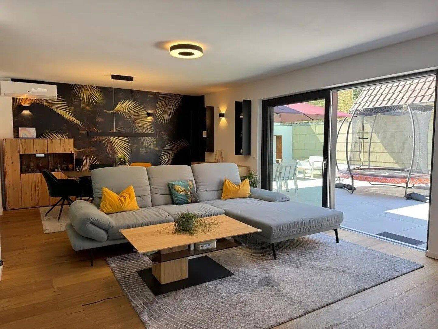 Exklusives Zwei-Haus-Ensemble in Karlsruhe-Daxlanden | Luxus-Hinterhaus + autarkes Vorderhaus