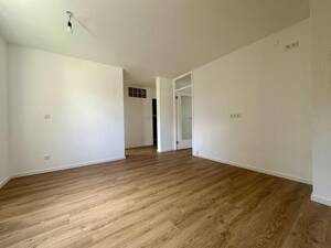 Perfekt für Familie oder WG, Renovierte 3-Zimmer-Wohnung – 93057 Regensburg – Vorschaubild 3