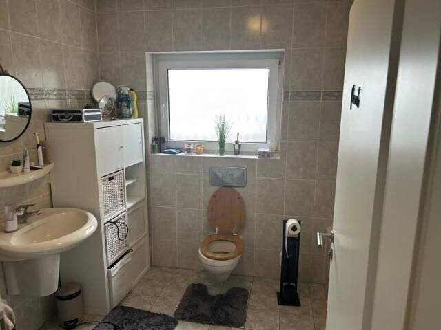 Modernes lichtdurchflutetes Einfamilienhaus in herrlicher Stadtrandlage von Homburg – Homburg – Vorschaubild 8