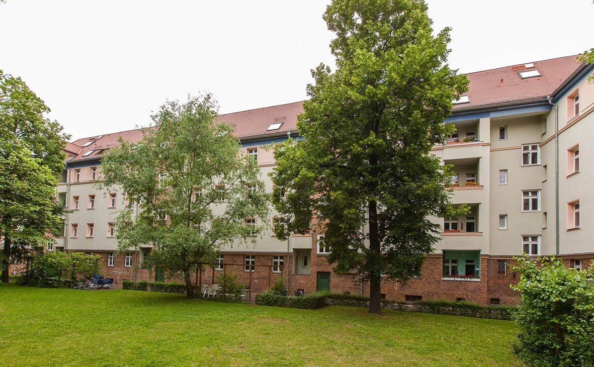 Familienfreundliche 3-Raum-Wohnung mit Balkon zum grünen Innenhof