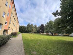 Attraktive 4-Zimmer-Eigentumswohnung als Kapitalanlage in Braunschweig – 38120 Braunschweig – Vorschaubild 2