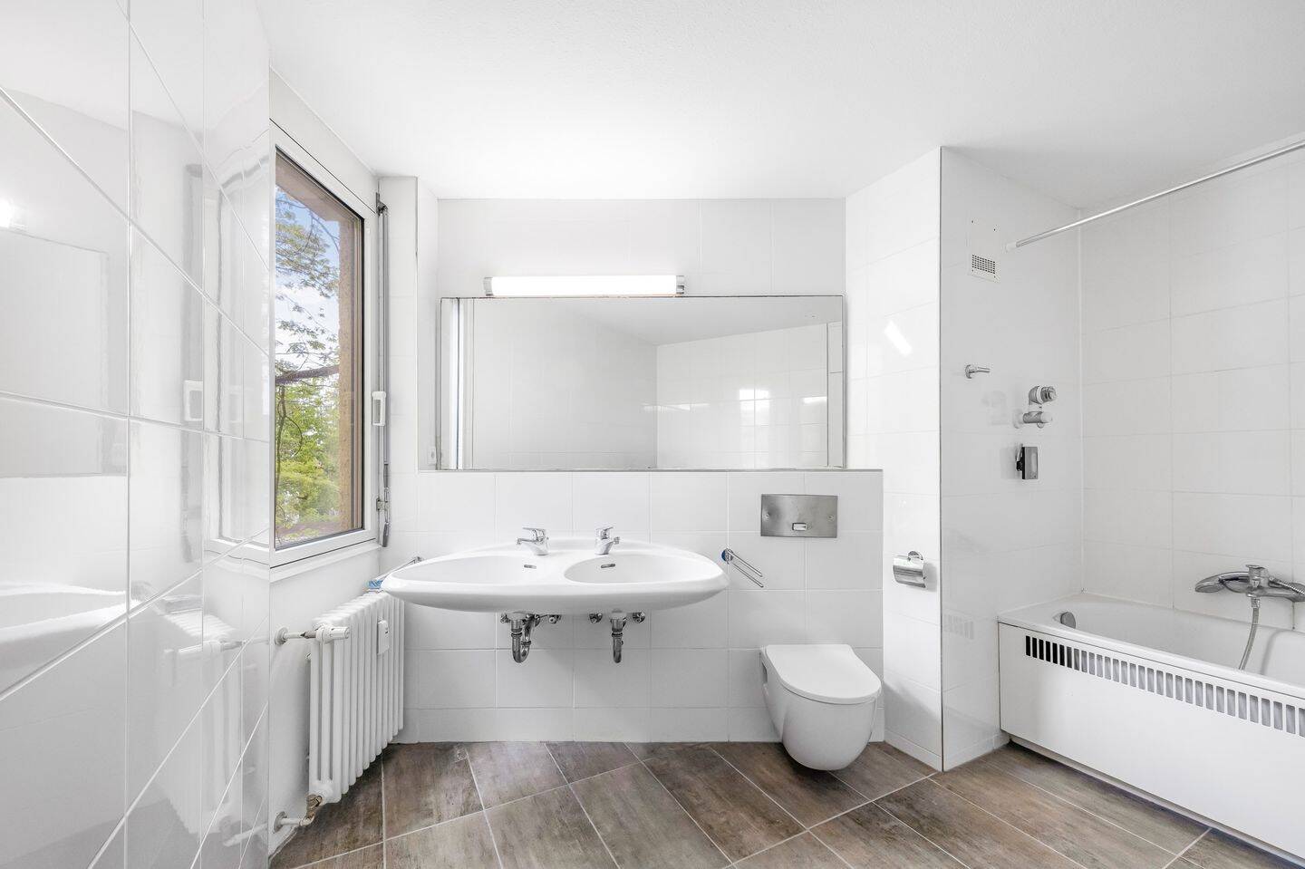 Sofort frei! Renovierte, lichtdurchflutete 3-Zimmer-Wohnung mit ruhigem Westbalkon – München – Vorschaubild 8