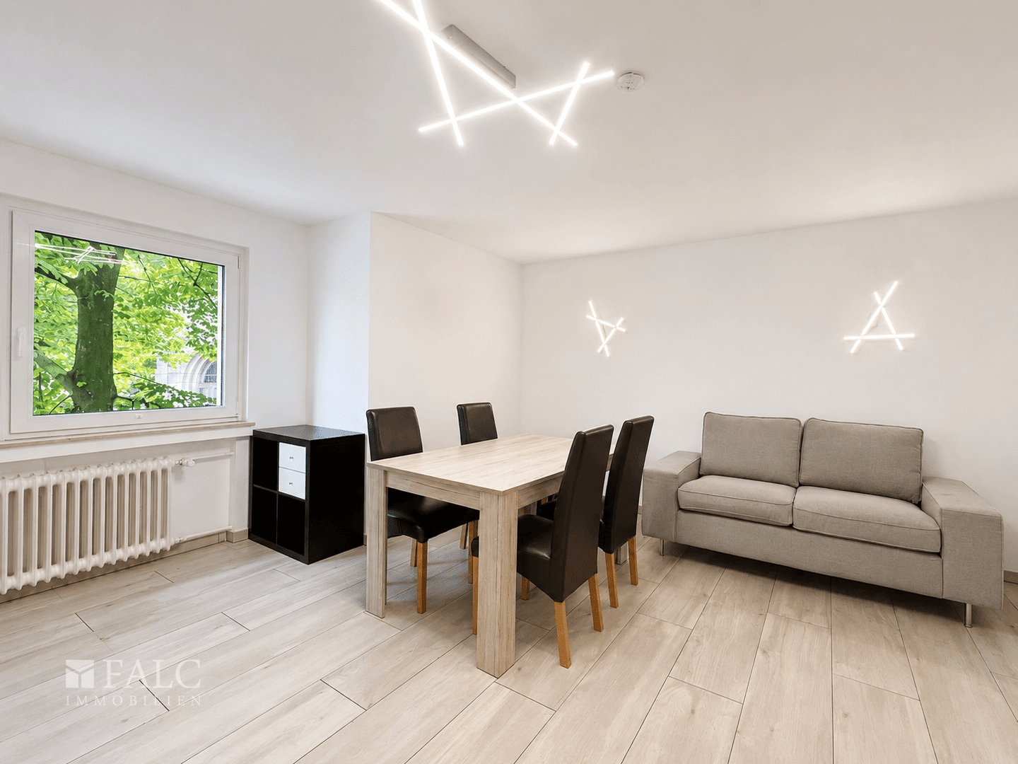 Moderne, voll möblierte 2-Zimmer-Wohnung in Bestlage von Düsseldorf-Bilk - sofort bezugsfertig – Düsseldorf – Vorschaubild 2