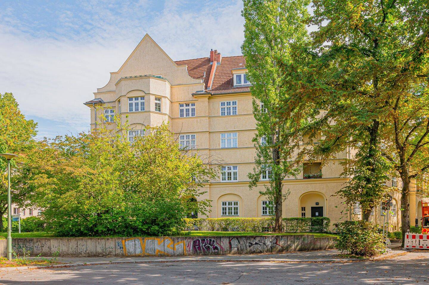 Zuhause mit Abendsonne - charmante 2-Zimmer-Wohnung im Dachgeschoss – Berlin – Vorschaubild 2