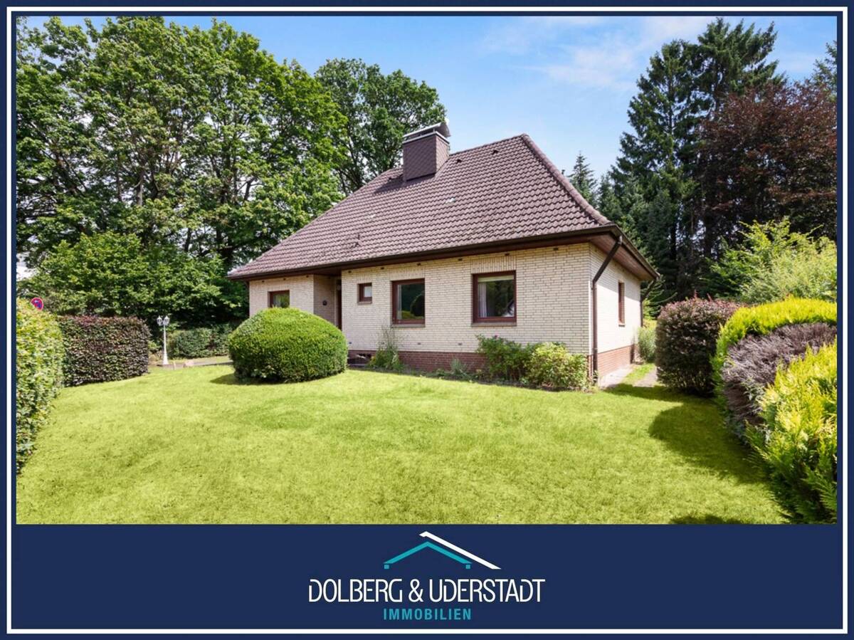 Gepflegter Bungalow mit Garten, Kamin und Ausbaupotenzial in ruhiger und zentraler Lage von Rahlstedt – 22143 Hamburg – Bild 1 von 9