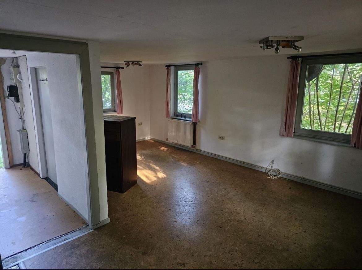 Kleineres EFH auf großem Grundstück – Vorwerk – Bild 1 von 7