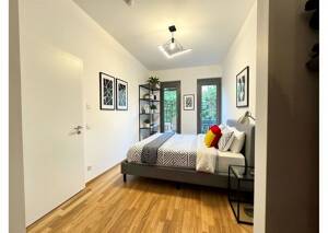 Exklusives Wohnen im Grünen: 2-Zimmer-Wohnung mit eigener Terrasse im Herzen von München-Lehel – 80538 München – Vorschaubild 6