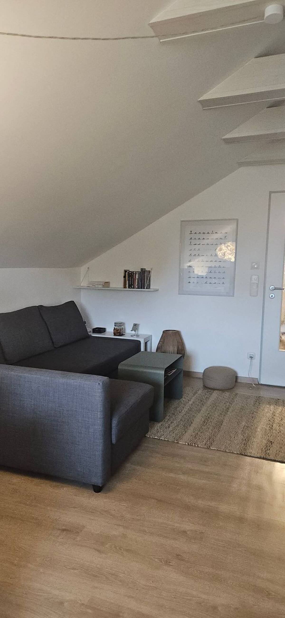 Charmante und moderne 2-Zimmer-Wohnung – 93055 Regensburg – Bild 1 von 9
