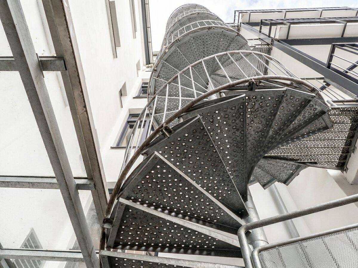 Ertragsstarke Kapitalanlage: Boardinghouse, Gastronomie & vier Wohnungen in Köln-Buchforst – Köln – Vorschaubild 7