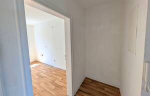 Schöne 2-Zimmer-Wohnung mit Balkon in attraktiver Lage und tollem Preis-Leistungsverhältnis – 58511 Lüdenscheid – Vorschaubild 4