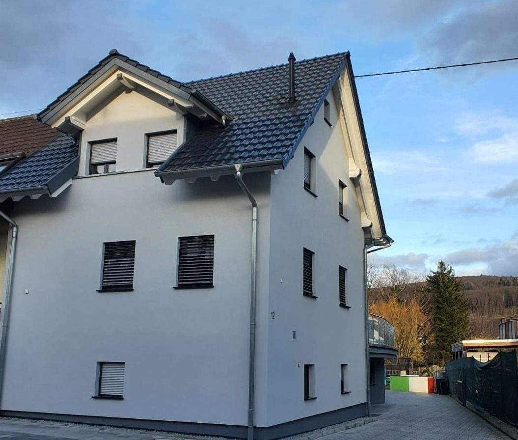 EMMENDINGEN -sehr schönes, exklusives und massivgebautes Haus mit ganz viel Platz und toller Aussicht – Emmendingen – Vorschaubild 2