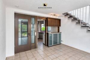 Über den Dingen wohnen: Sofort verfügbare Maisonette-Wohnung mit Dachloggia, Garage und Einbauküche – 70569 Stuttgart – Vorschaubild 8