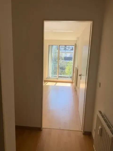 Schönes helles 1 Zimmerapartment mit Balkon und Blick zum Park im Prenzlauer Berg – Berlin – Vorschaubild 2
