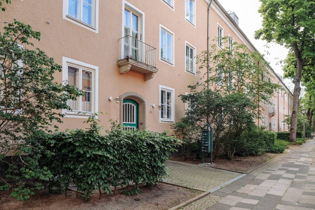 Fast geschenkt! Mittendrin, Wohnen in der City! // 1.OG rechts – 38440 Wolfsburg – Bild 1 von 4