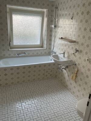Schicke 3-Zimmer-Wohnung mit Balkon im Dreifaltigkeitsviertel – 92224 Amberg – Vorschaubild 4