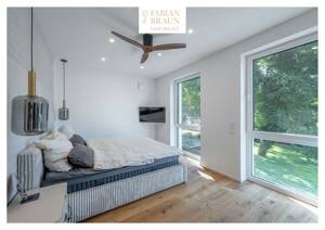 Exklusiv saniertes Einfamilienhaus, 7 Zi, Pool, FBH, 2 Bäder, Parkett, Gäste-WC, EBK, PV-Anlage, 90482 Nürnberg-Laufamholz – 90482 Nürnberg – Vorschaubild 8