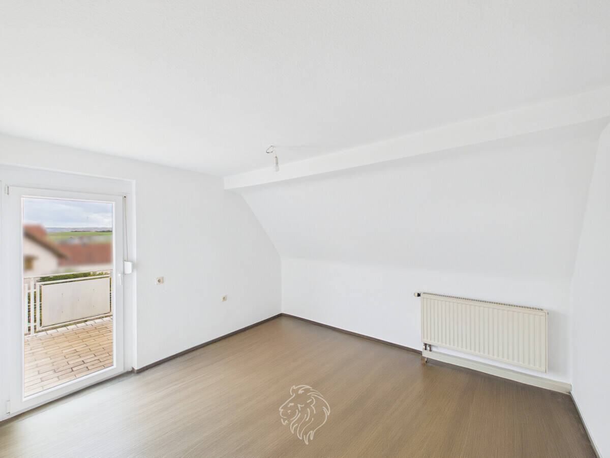 Großzügiges Wohnhaus mit Garten, Balkon und Werkstattflächen – Helmstadt – Vorschaubild 8