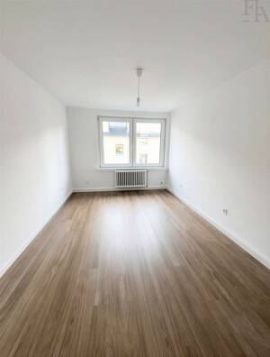 Provisionsfrei - Sanierte 2 Zimmer, große Küche, Duschbad, Loggia – 40215 Düsseldorf – Vorschaubild 6