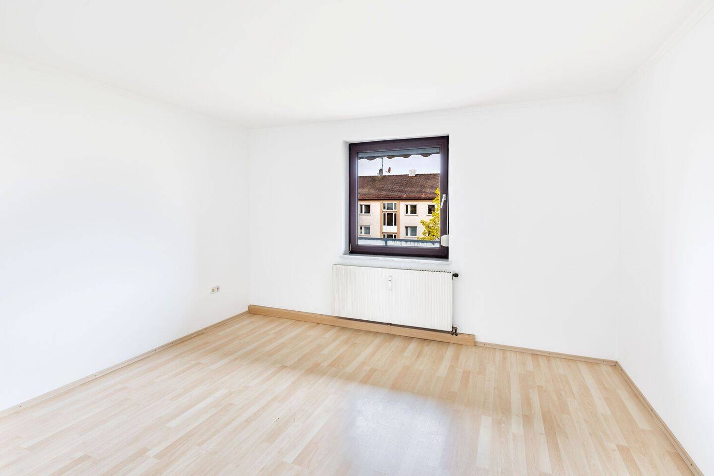 Gepflegte 3-Zimmer-Wohnung Nähe Olympiapark und BMW-Areal – München – Vorschaubild 3