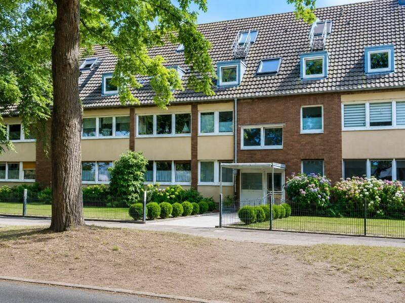 Helle Maisonettewohnung mit Südbalkon in ruhiger Alleestraße - modernes Wohnen in Krefeld-Kempener Feld