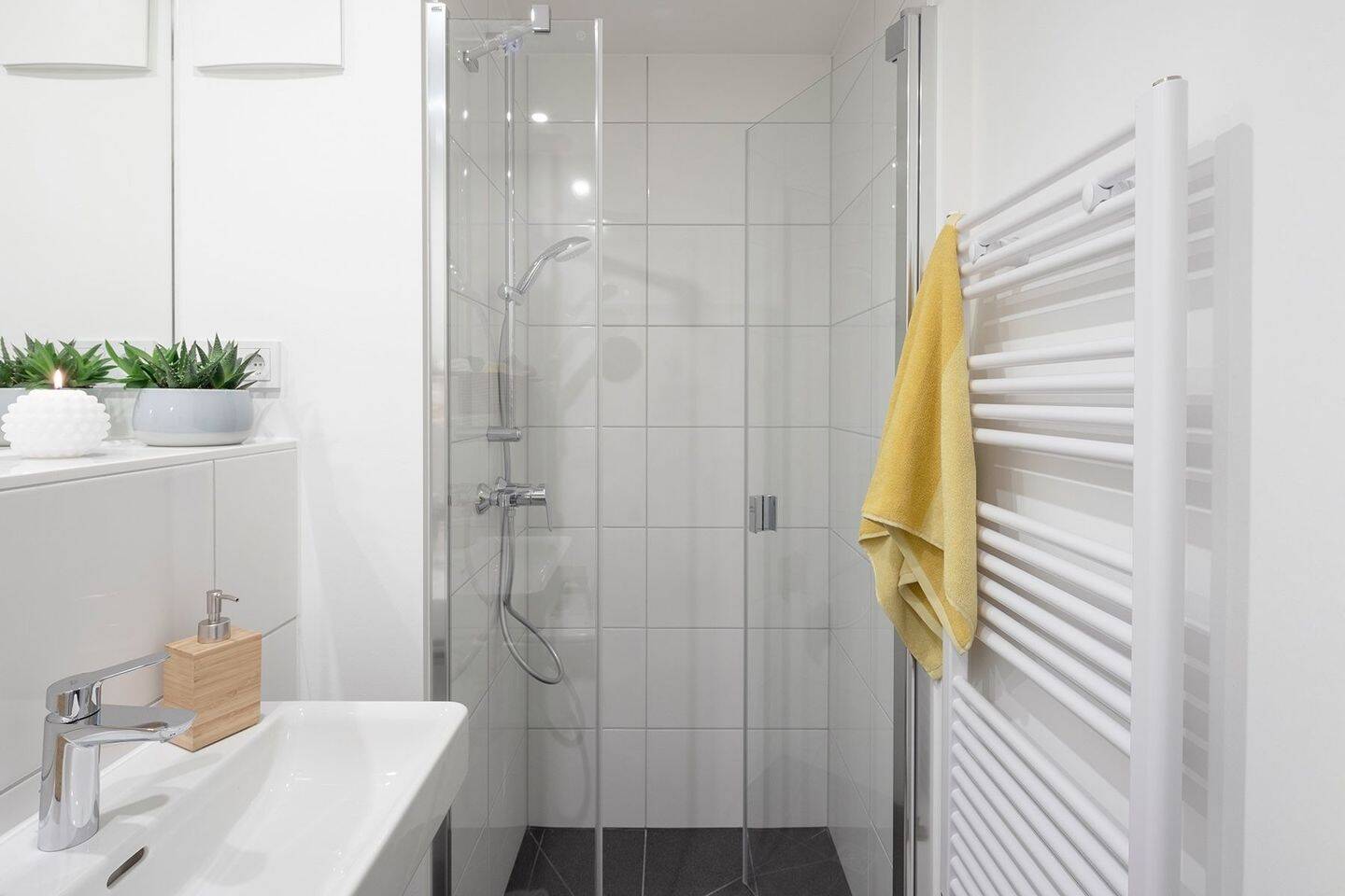 Furnished Student Studio – Available 01.08.2026 – München – Vorschaubild 4