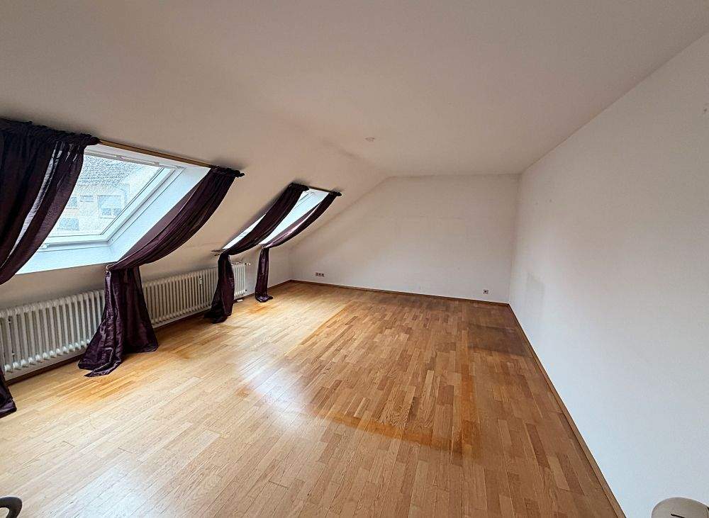 Charmante 2-Zimmer-Dachgeschosswohnung mit Balkon in ruhiger Sackgasse von Mannheim - Feudenheim – Mannheim – Vorschaubild 3