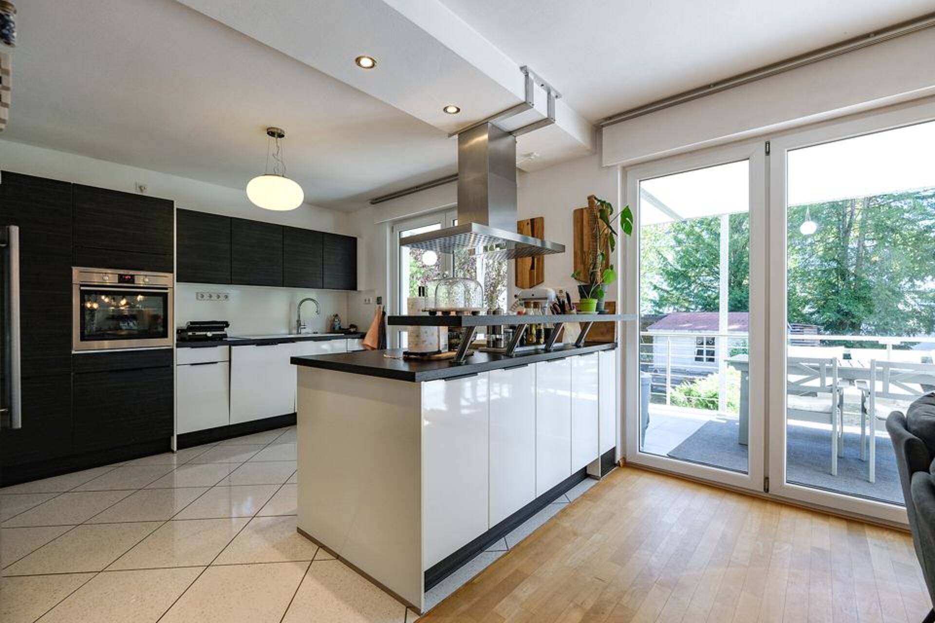 Etagenwohnung in 51373 Leverkusen mit 170,47 m² kaufen
