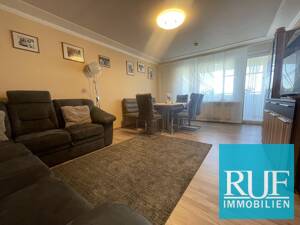 Attraktive Wohnung mit Fernblick, Einzelgarage und Aufzug. – 75181 Pforzheim – Vorschaubild 3