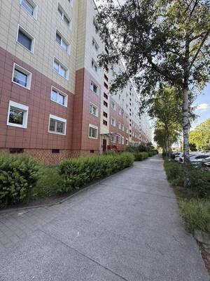 4-Zimmer Wohnung provisionsfrei bezugsfrei – 13059 Berlin – Vorschaubild 3