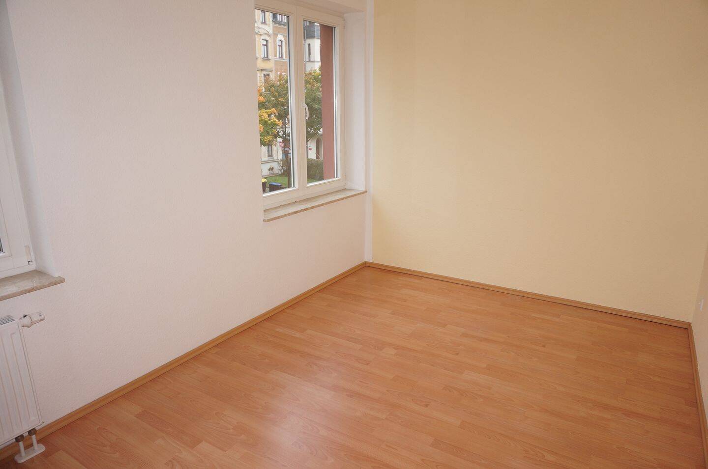 4. OG = DGmit Aufzug / Helle Wohnräume - Balkon an der Küche -WG-geeignet – Chemnitz – Vorschaubild 6