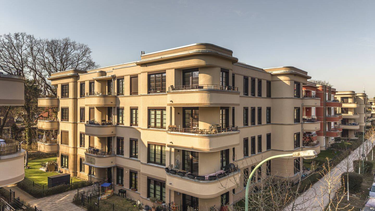 Exklusive 2-Zimmer-Wohnung - hochwertig eingerichtet mit Balkon und Dachterrasse – Potsdam – Vorschaubild 2