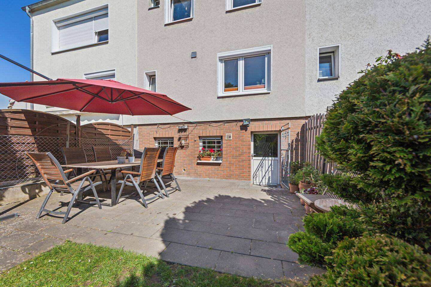LENAU - Raumwunder mit fünf Schlafzimmern und sonnigem Familiengarten! – Hildesheim – Vorschaubild 5