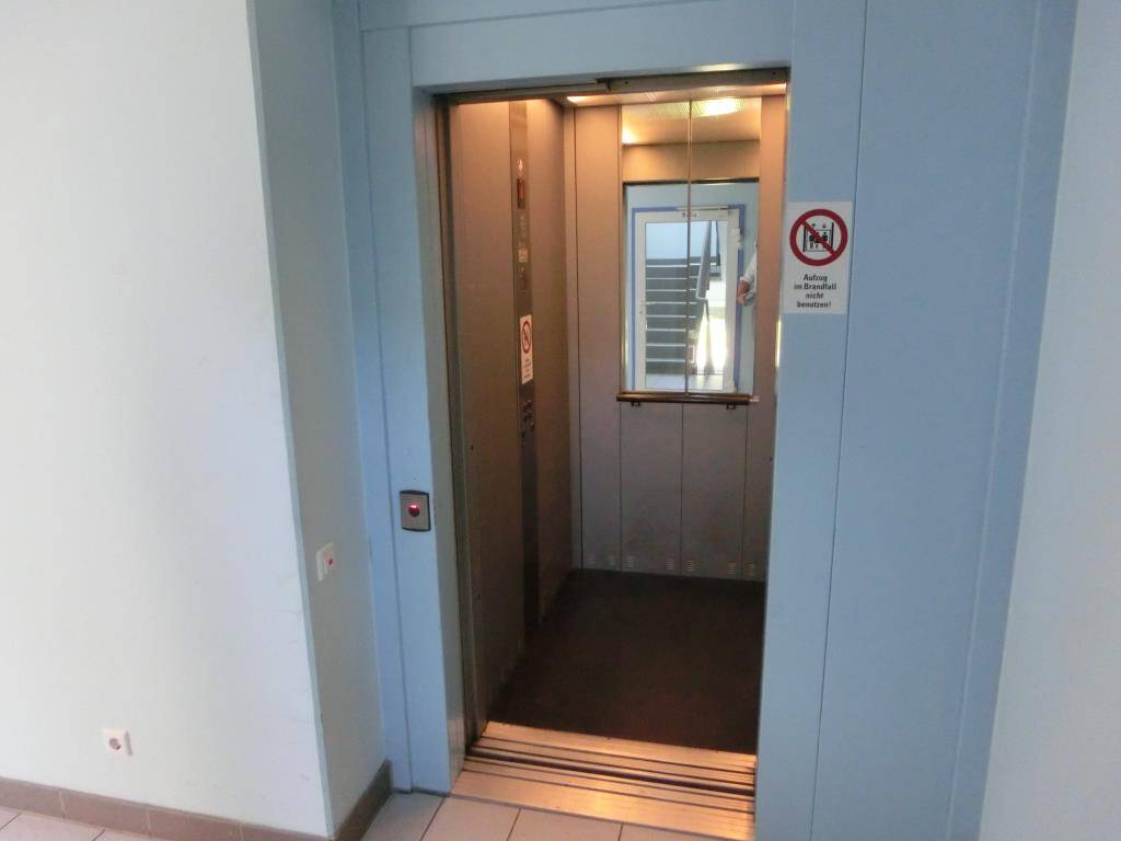TOP Eigentumswohnung mit Dachterrasse und Aufzug – Essen – Vorschaubild 8